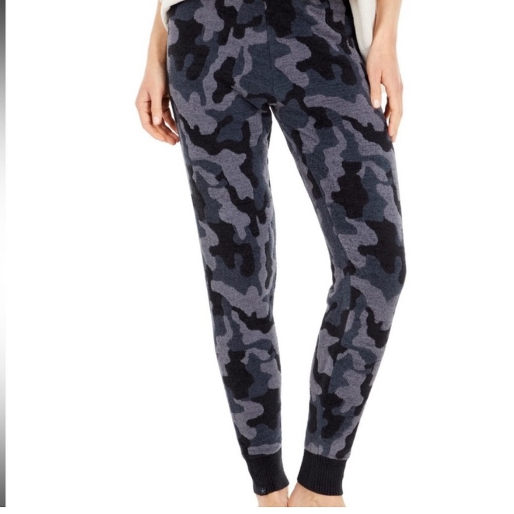 Barefoot Dreams Rib Trim Joggers